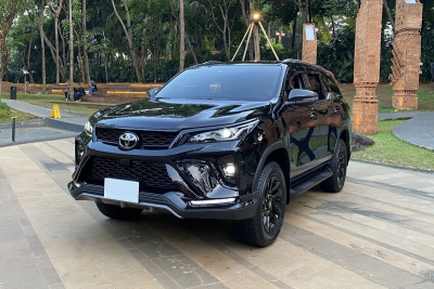 rental mobil fortuner bandung