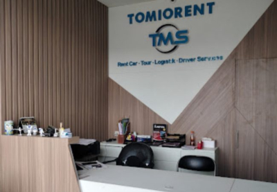 tomio rent car bandung